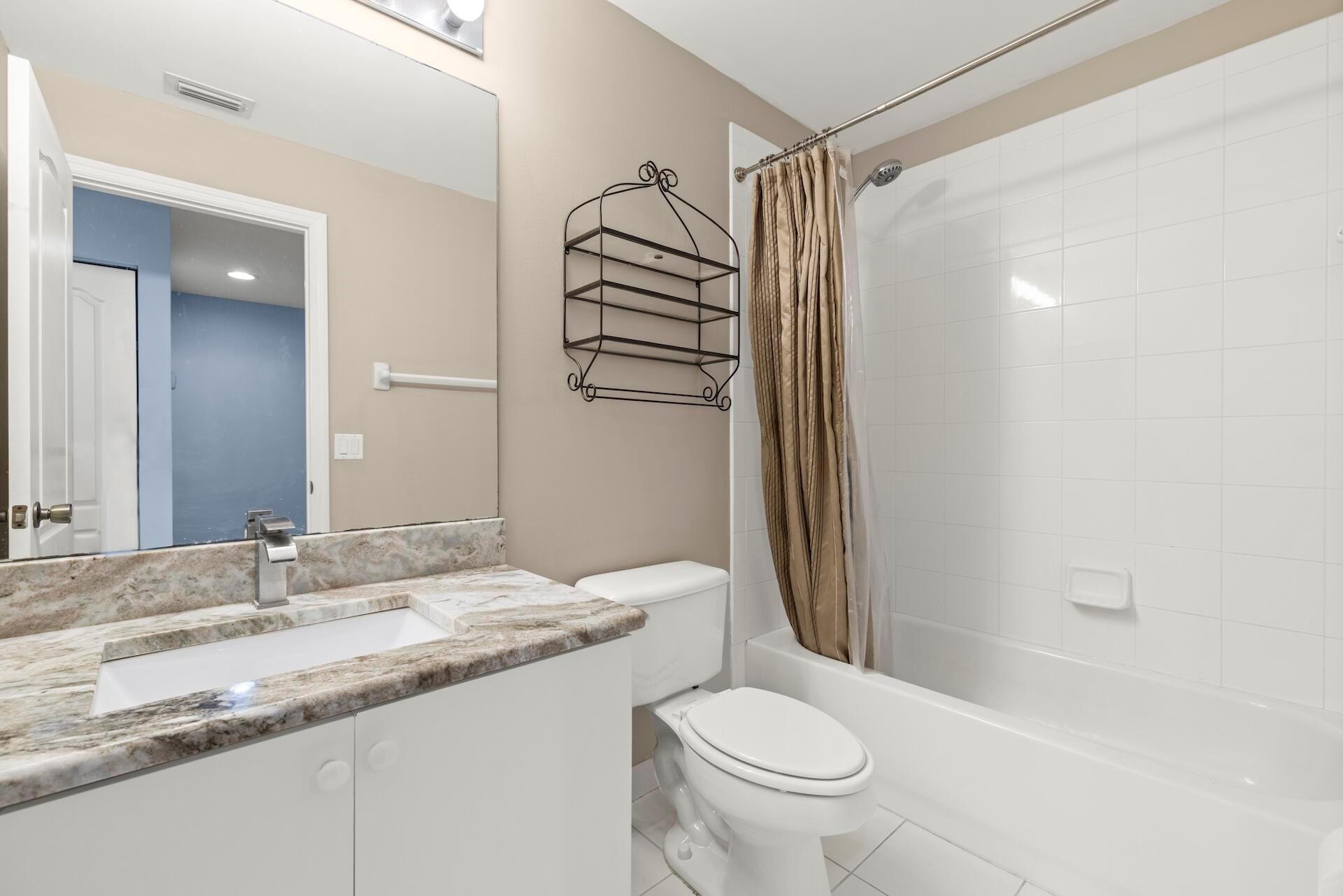 SEMINOLE ESTATES & TOWNHO - Residential Lease