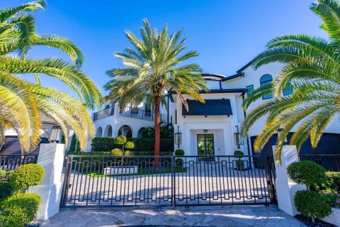 Tiny photo for 2457 NE 26TH Street, Lighthouse Point, FL 33064 (MLS # B26077325)