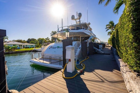 Tiny photo for 2457 NE 26TH Street, Lighthouse Point, FL 33064 (MLS # B26077325)