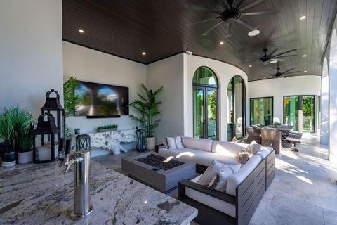 Tiny photo for 2457 NE 26TH Street, Lighthouse Point, FL 33064 (MLS # B26077325)