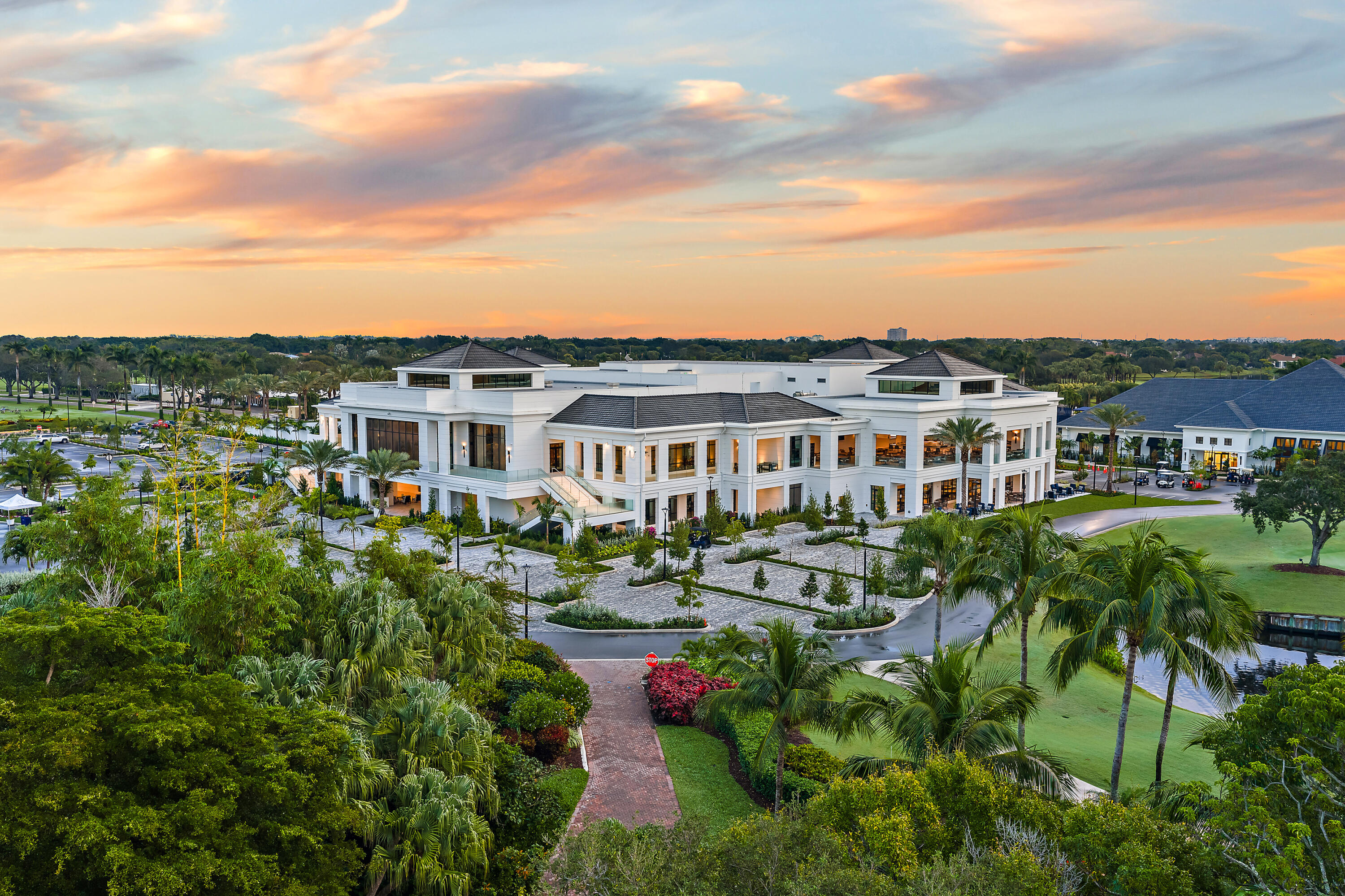 FRENCHMANS CREEK - Residential
