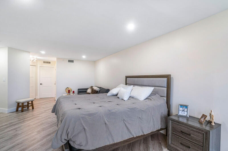 LANDS OF THE PRESIDENT/CONSULATE ASSOCIATION - Residential