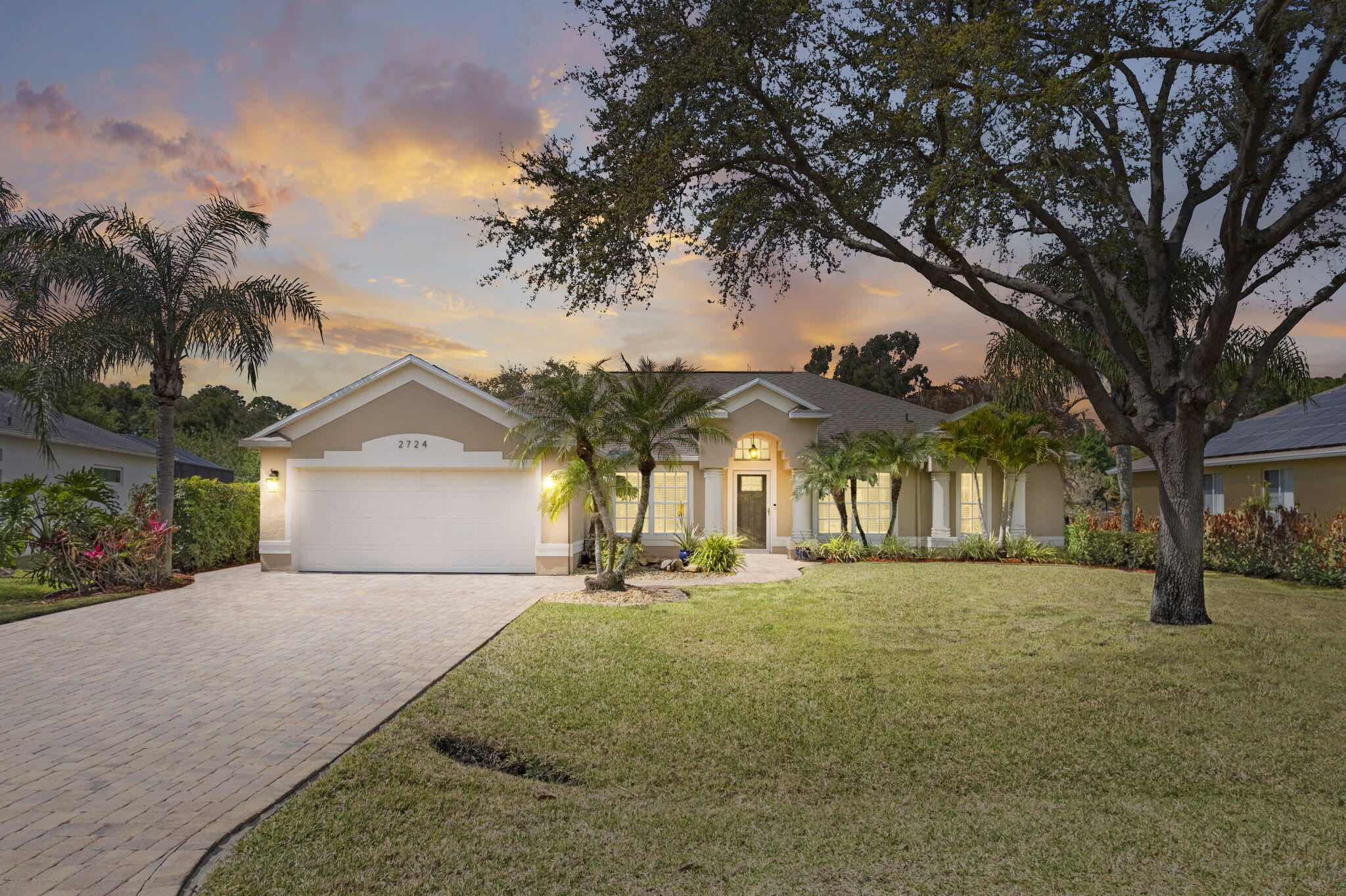 Palm Lake Gardens - Residential