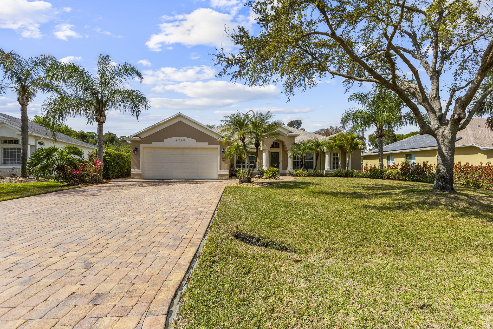 Palm Lake Gardens - Residential