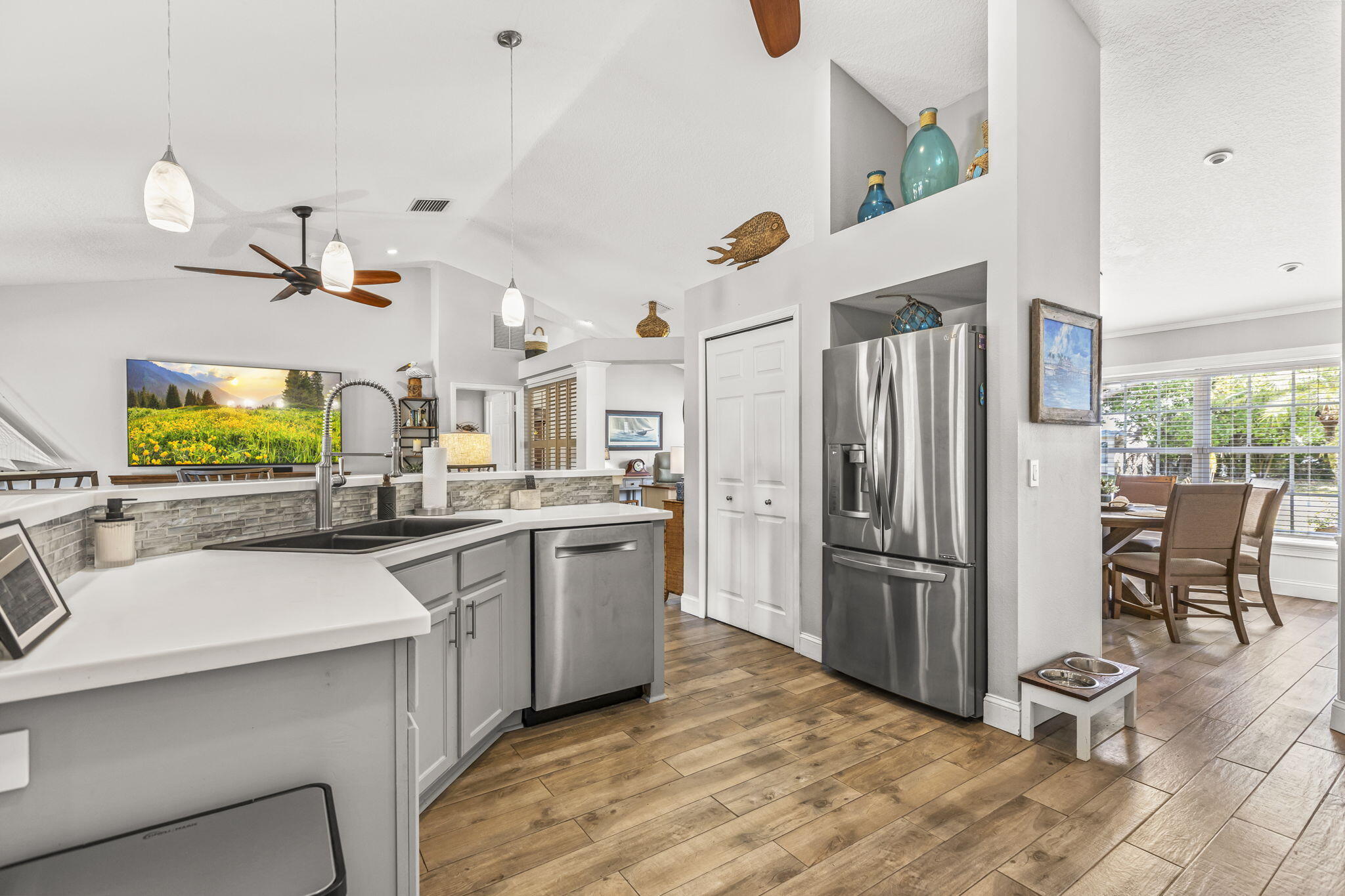 Palm Lake Gardens - Residential