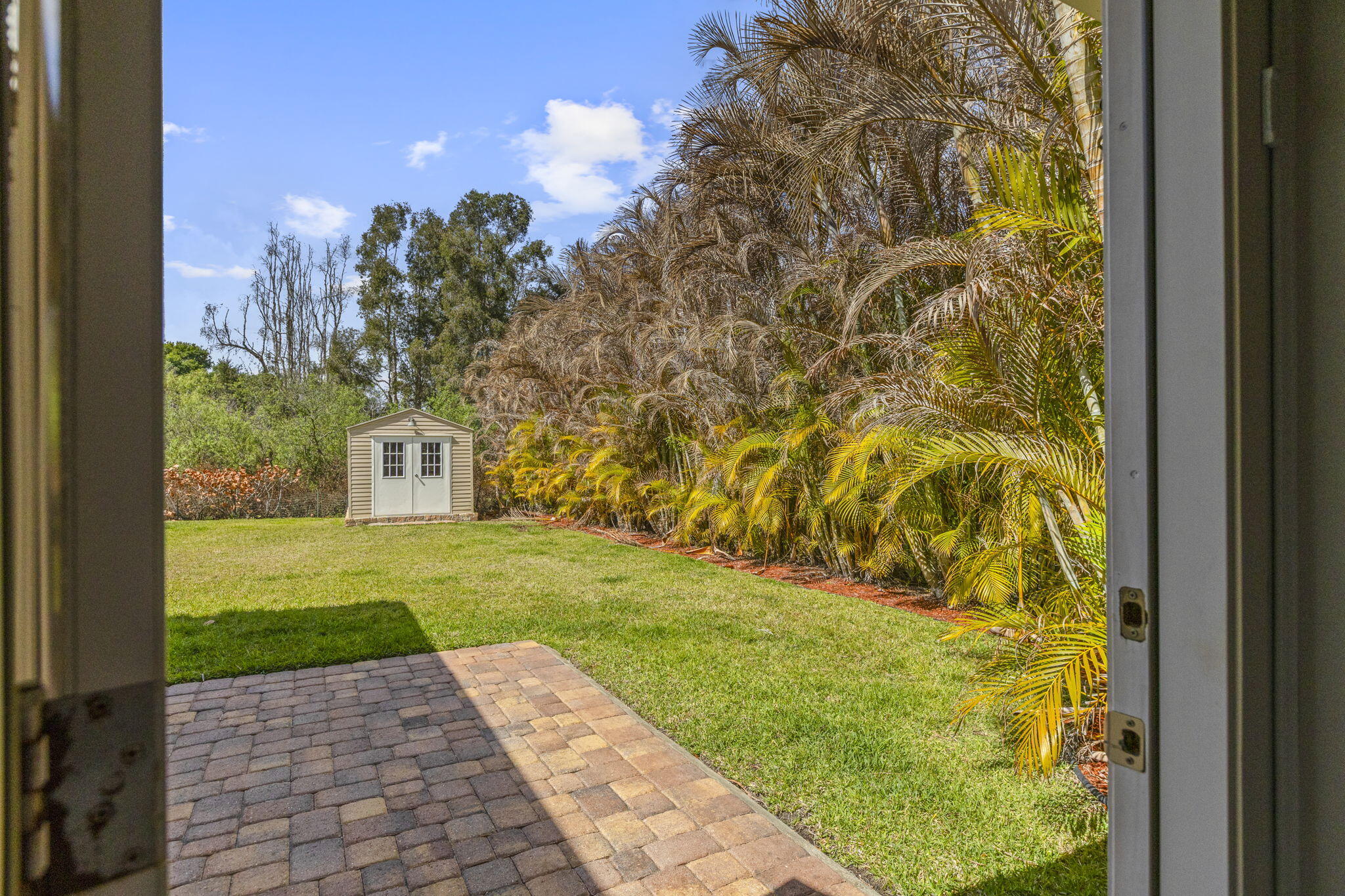 Palm Lake Gardens - Residential