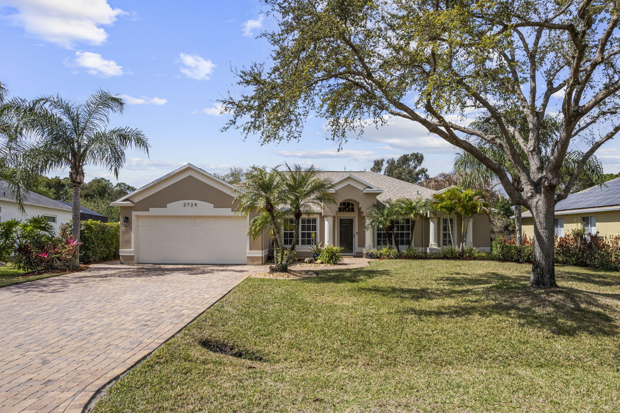 Palm Lake Gardens - Residential
