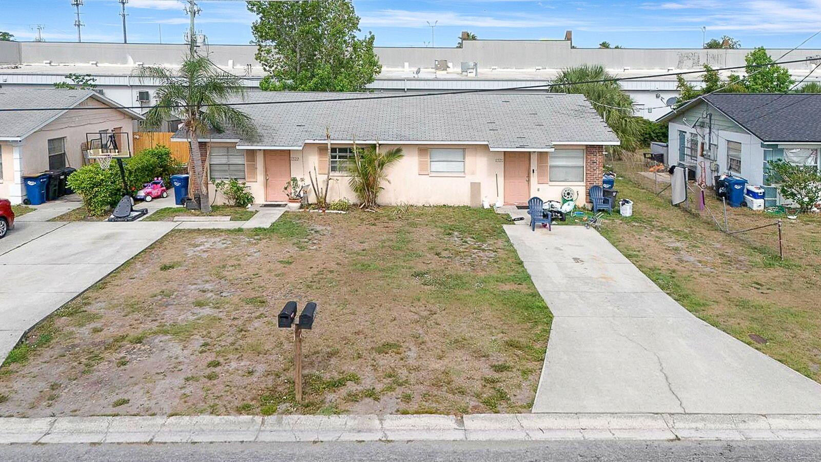 6520/6522 12th Street W