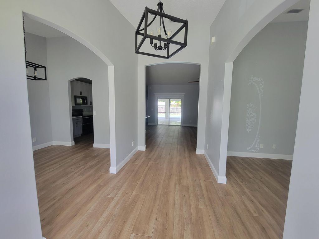 Photo of 2789 SE Eagle Drive, Port Saint Lucie, FL 34984 (MLS # R10806422)