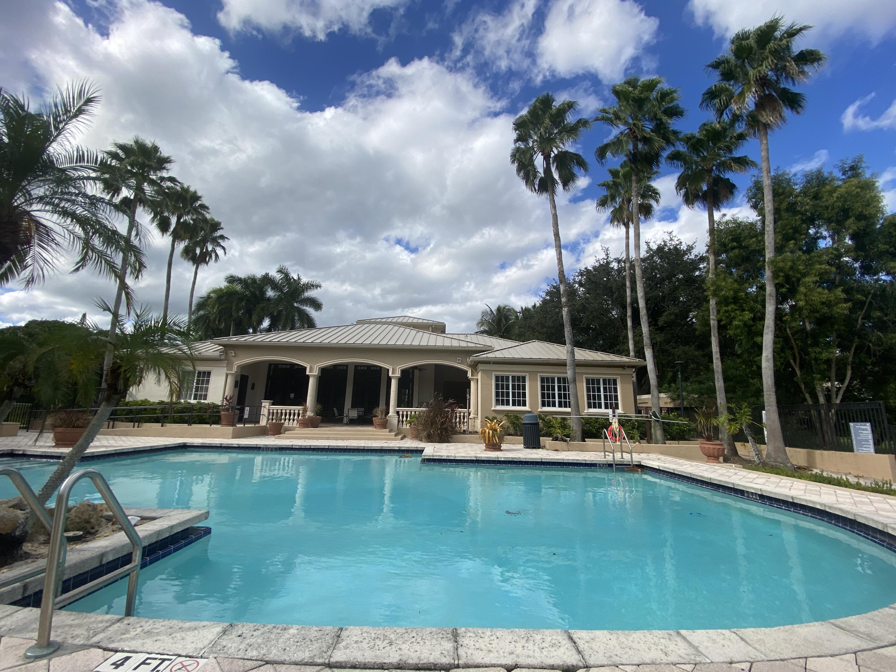 GRAND VIEW AT CRESTWOOD C - Residential Lease