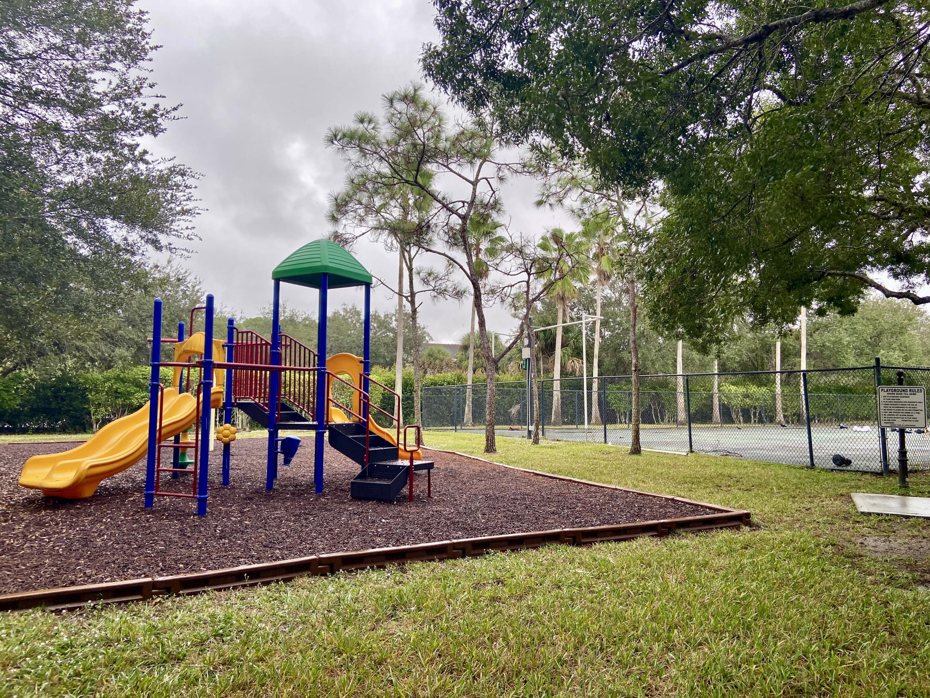 GRAND VIEW AT CRESTWOOD C - Residential Lease