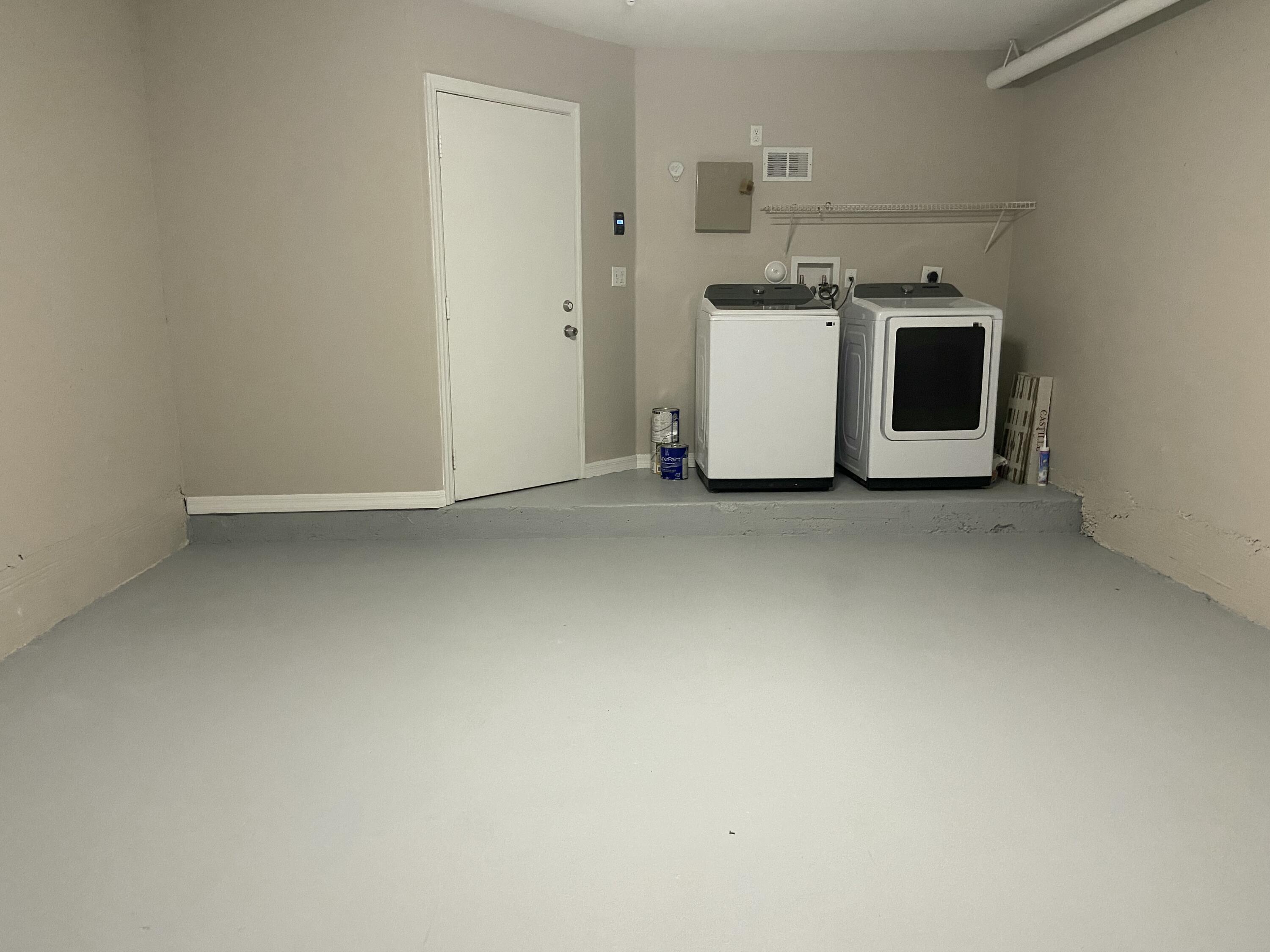 GRAND VIEW AT CRESTWOOD C - Residential Lease