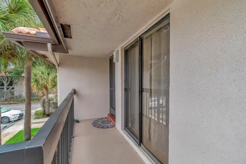 5151 W Club Circle Unit 207, Boca Raton, FL 33487 - MLS#: R11067010