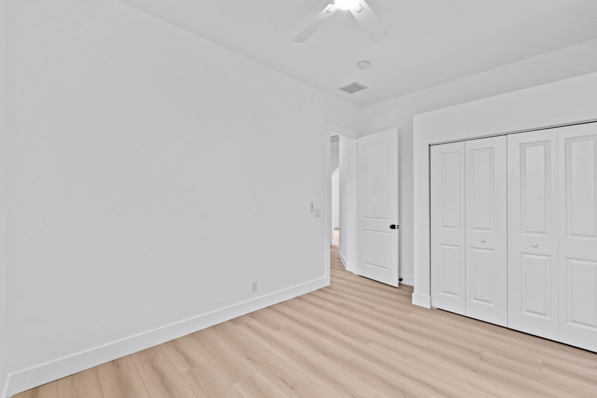 GREENVIEW SHORES 1 OF WELLINGTON - Residential