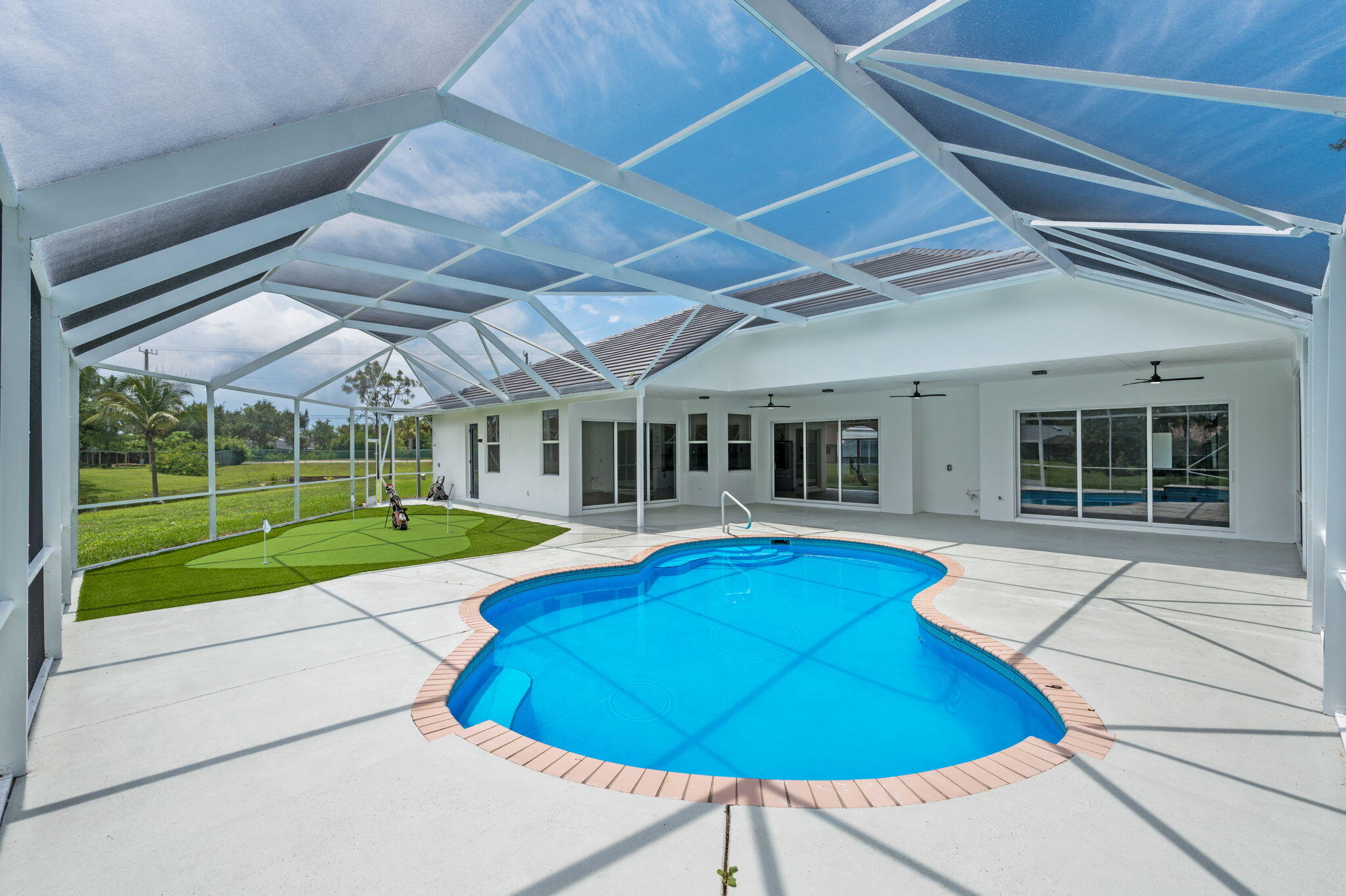 GREENVIEW SHORES 1 OF WELLINGTON - Residential