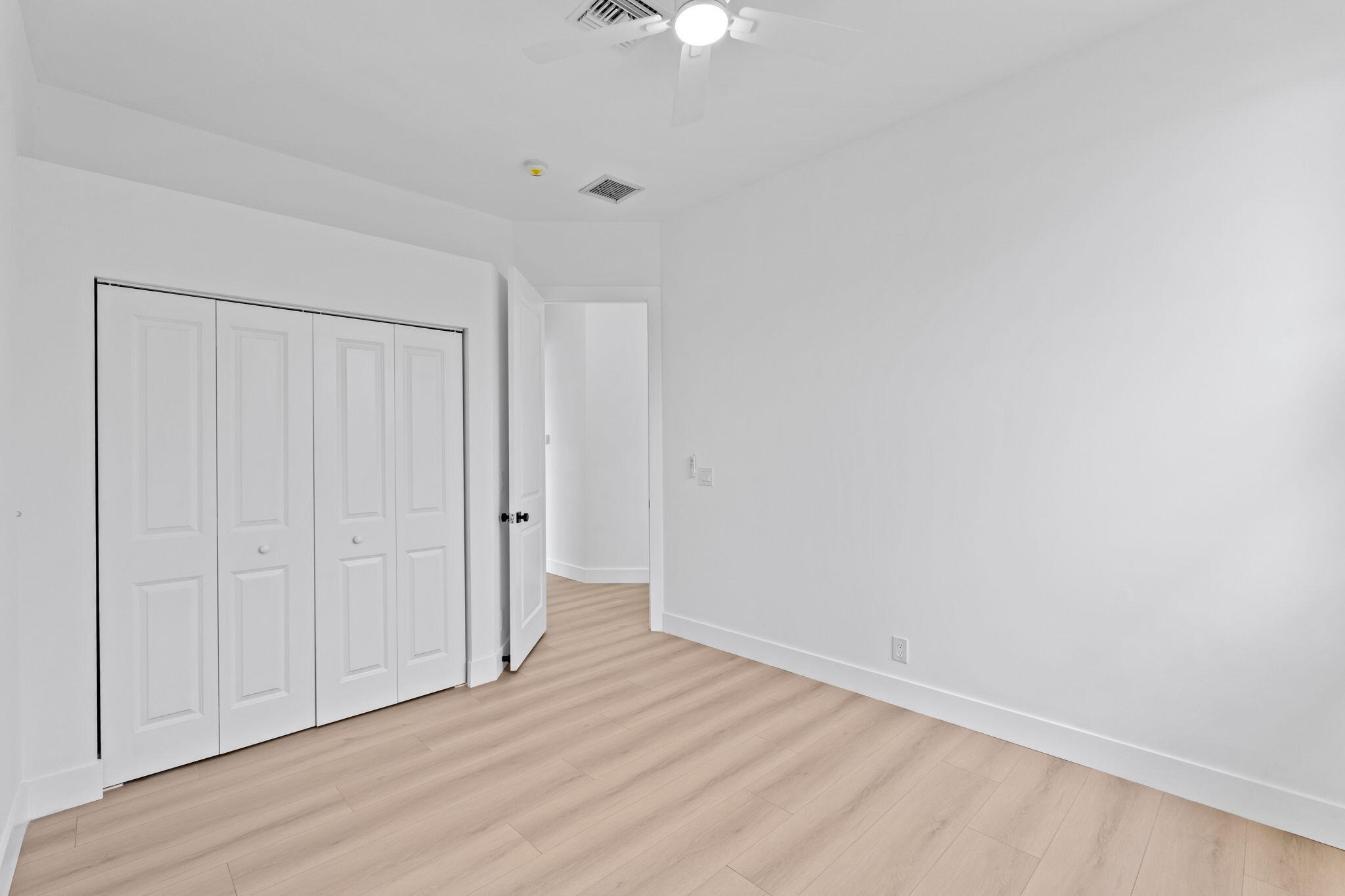 GREENVIEW SHORES 1 OF WELLINGTON - Residential