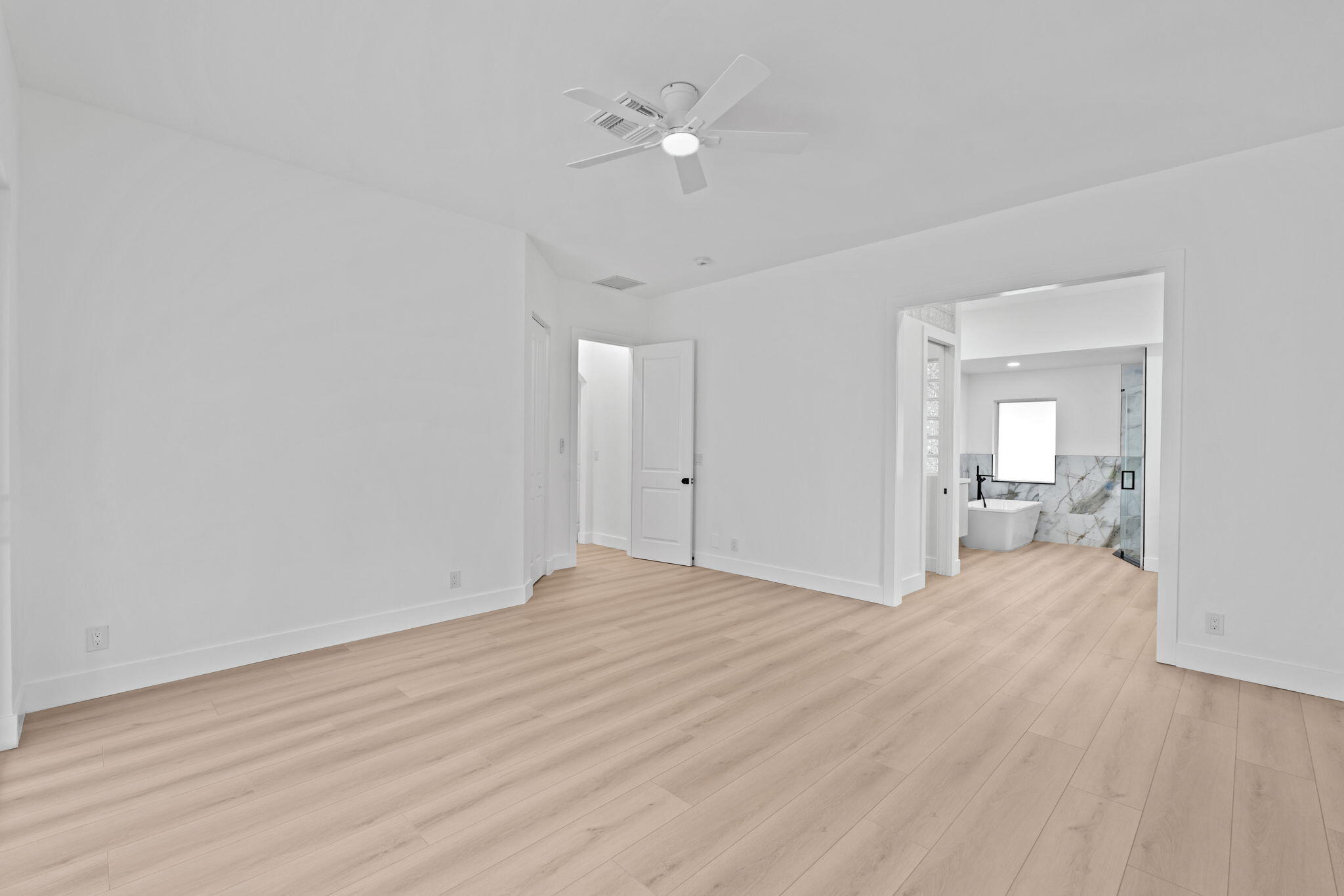 GREENVIEW SHORES 1 OF WELLINGTON - Residential