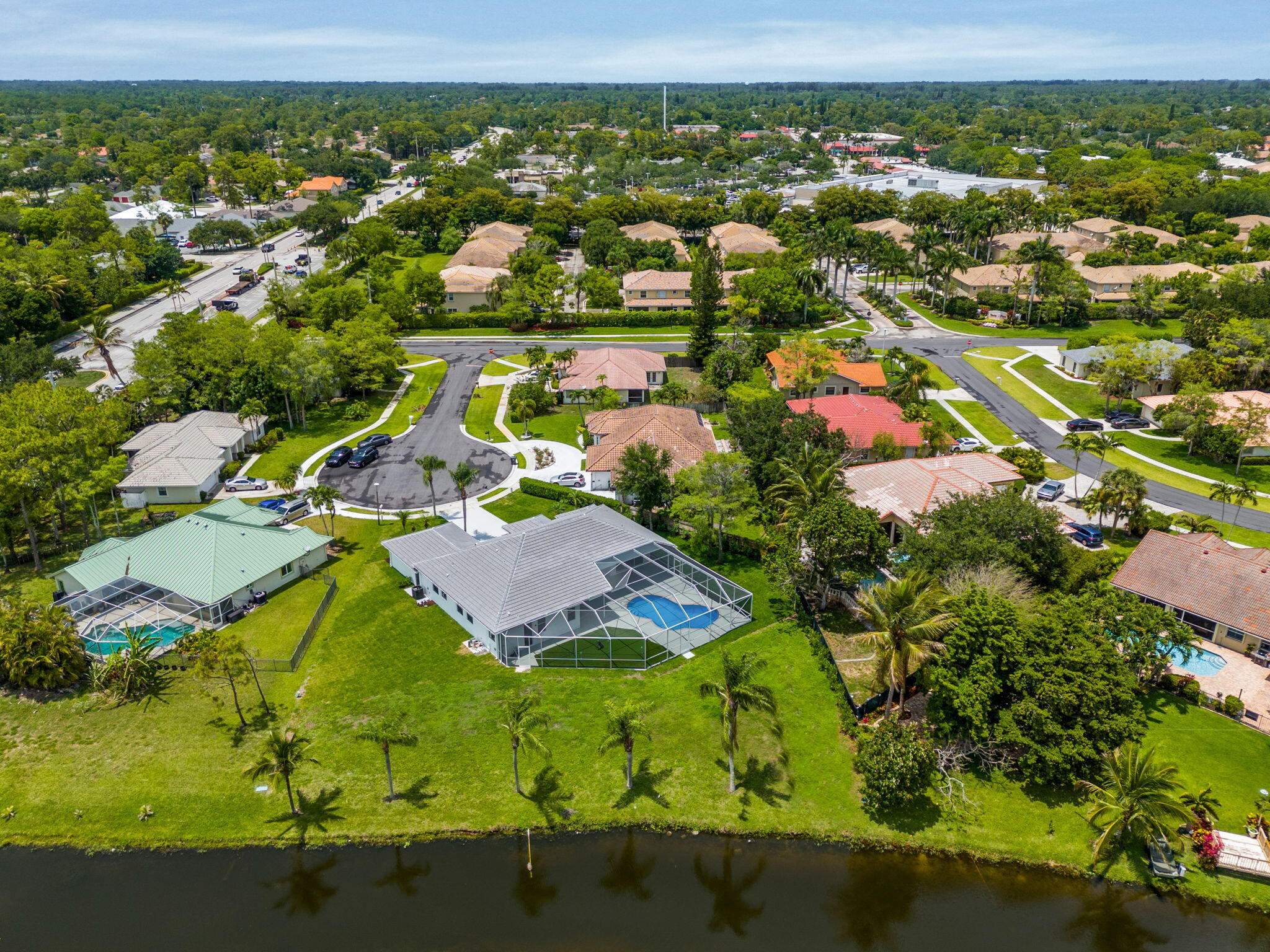 GREENVIEW SHORES 1 OF WELLINGTON - Residential