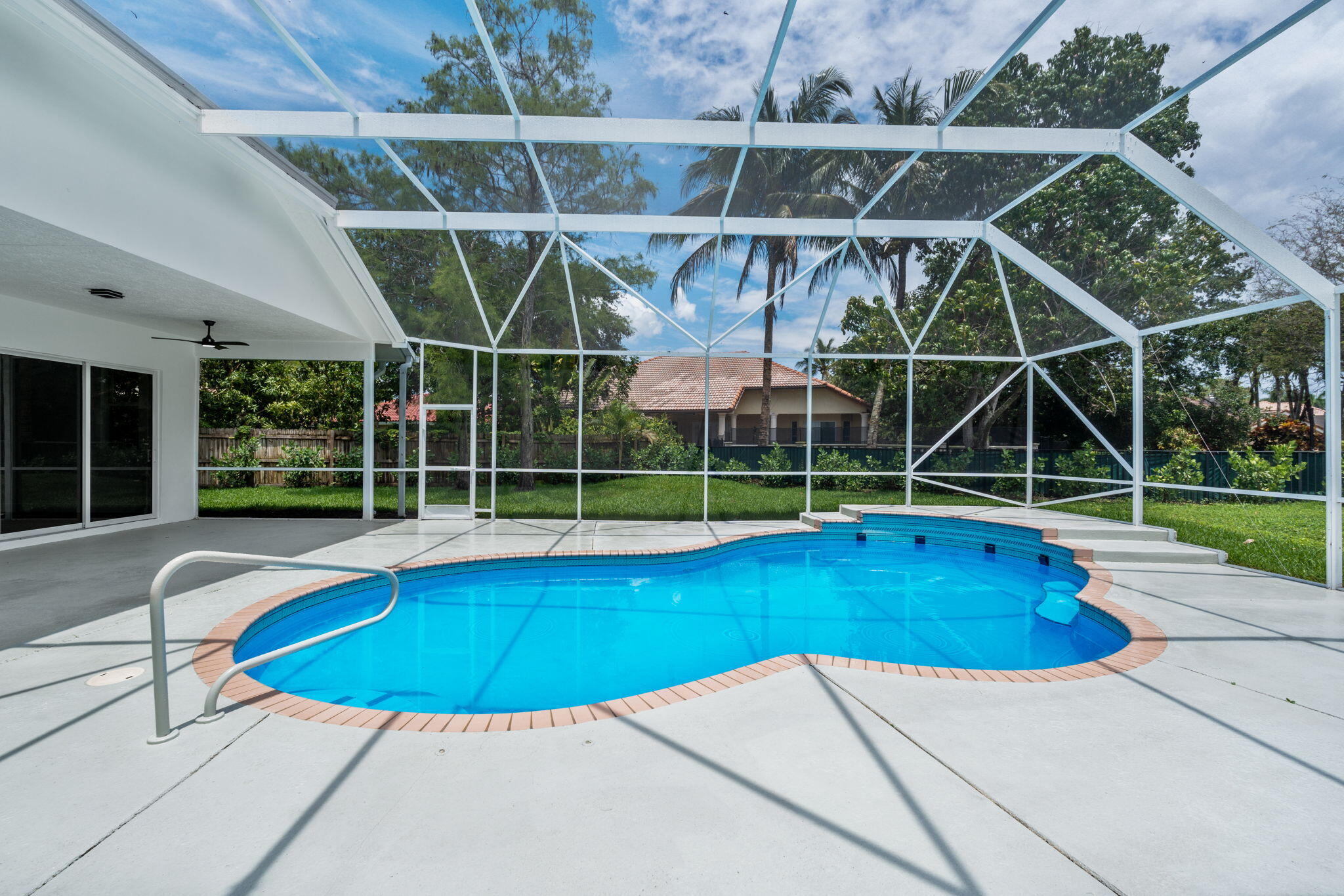 GREENVIEW SHORES 1 OF WELLINGTON - Residential