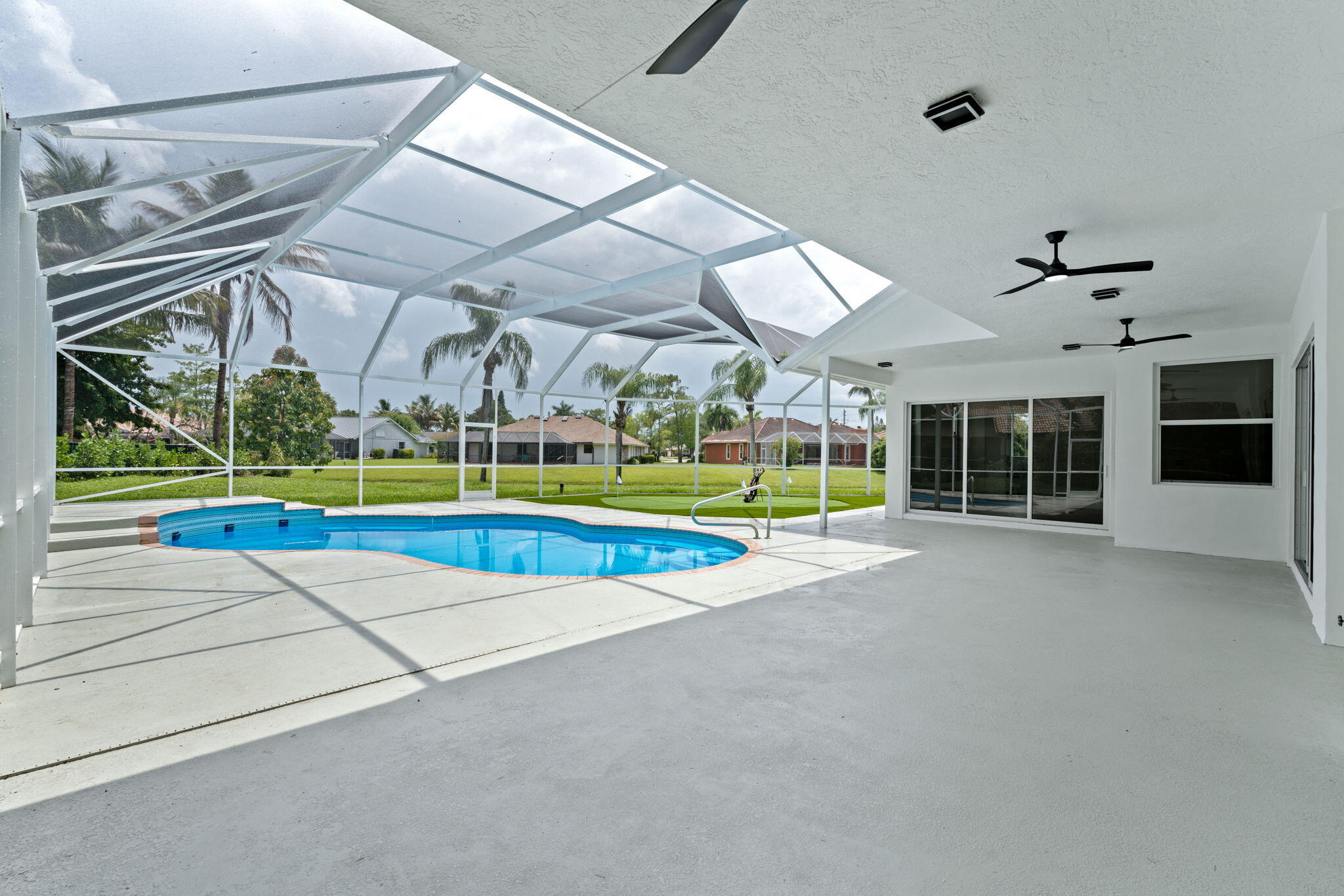 GREENVIEW SHORES 1 OF WELLINGTON - Residential