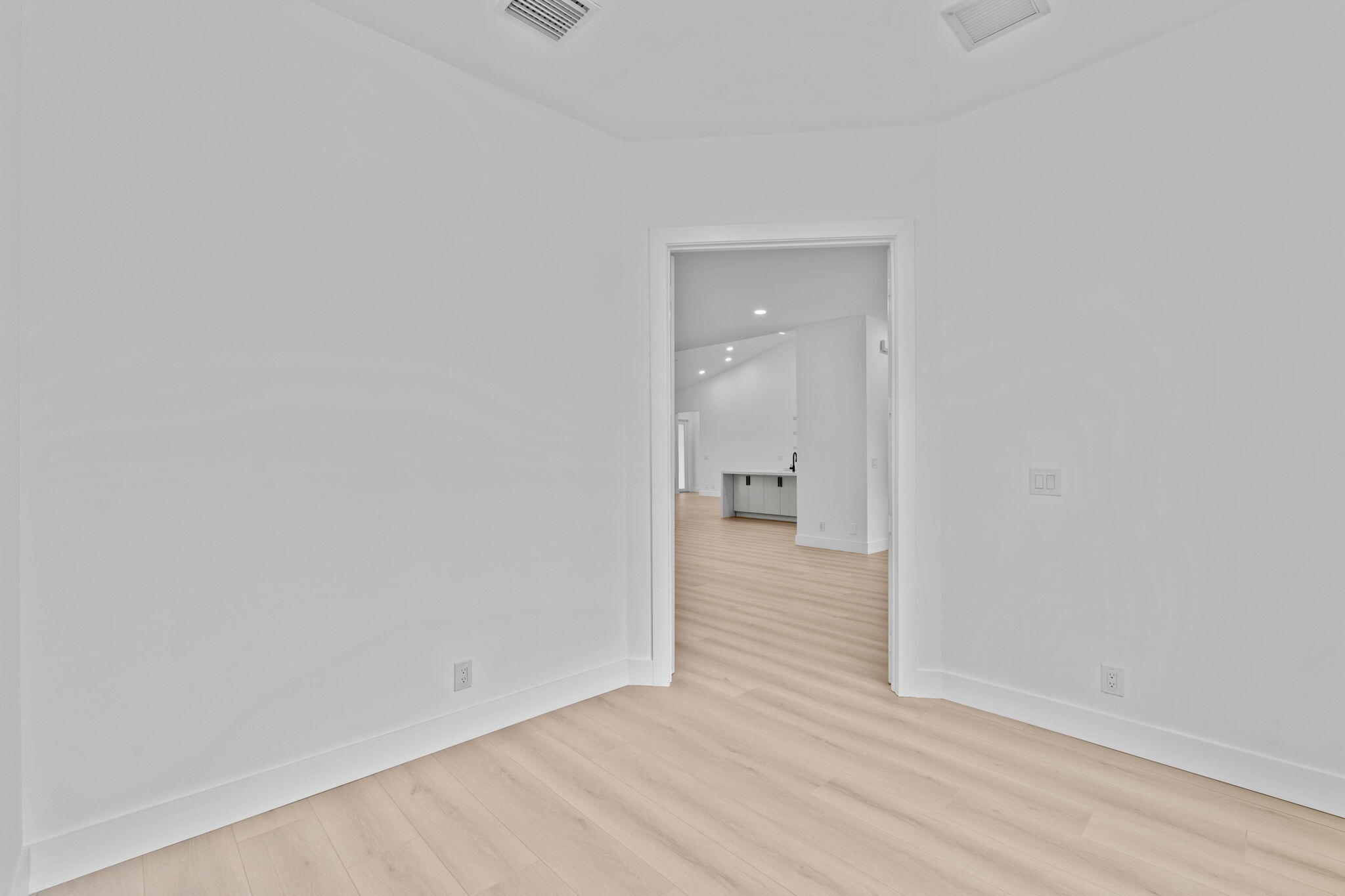 GREENVIEW SHORES 1 OF WELLINGTON - Residential