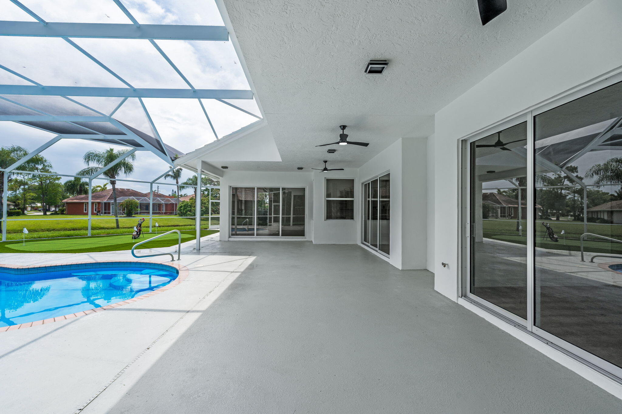GREENVIEW SHORES 1 OF WELLINGTON - Residential