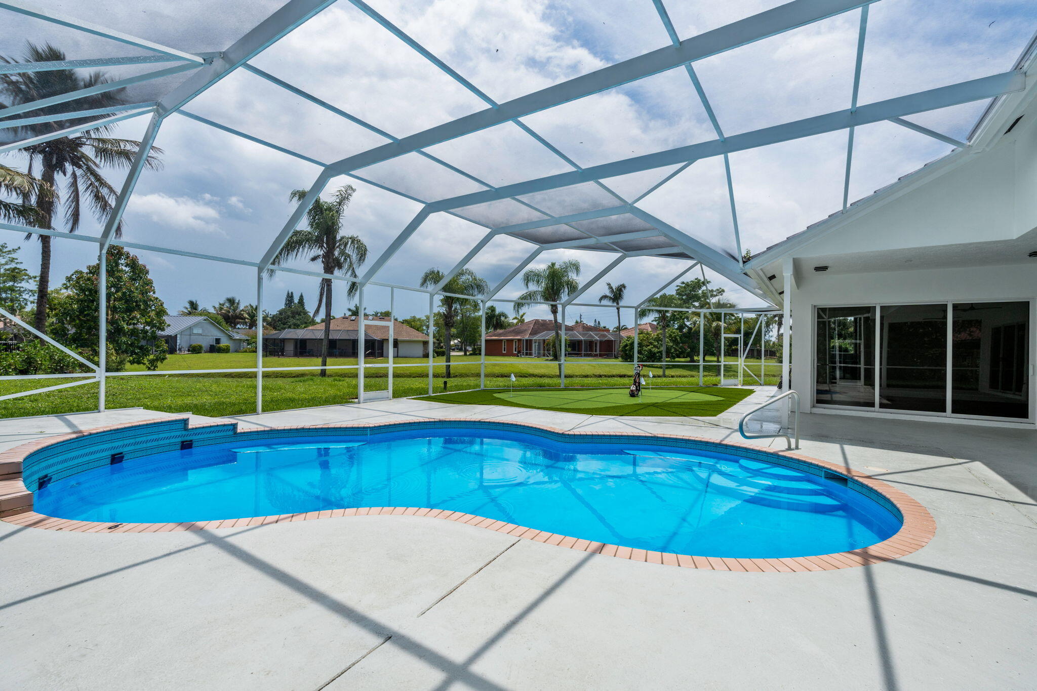 GREENVIEW SHORES 1 OF WELLINGTON - Residential