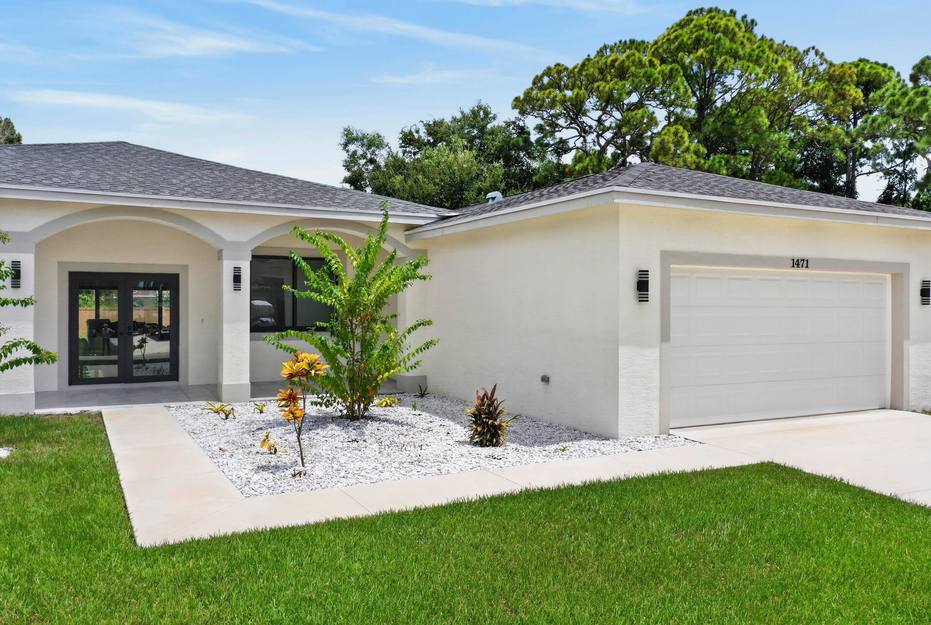 1471 SE Proctor Lane