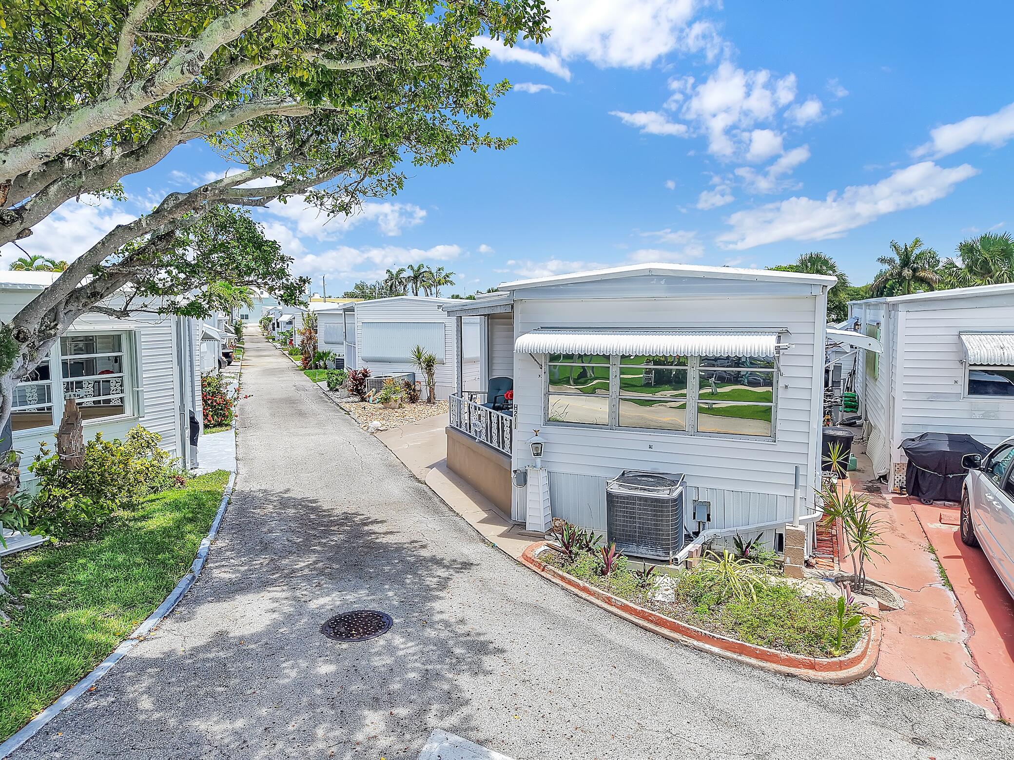 211 Palm Drive H