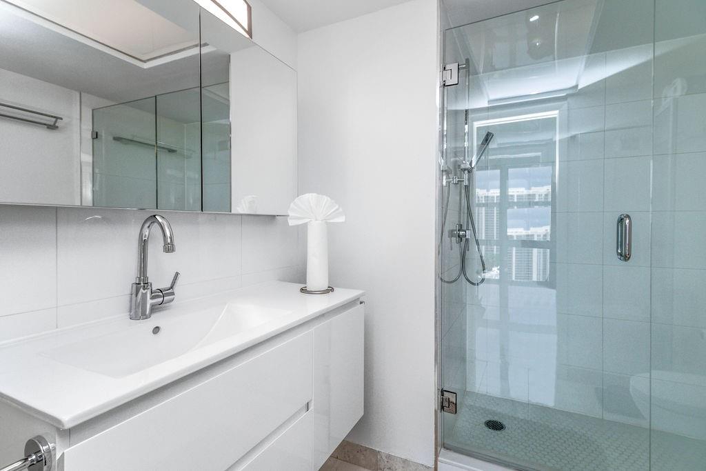 Vantage View - Residential