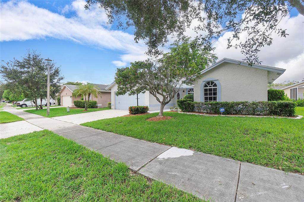Parkwood V 140-6 B - Residential