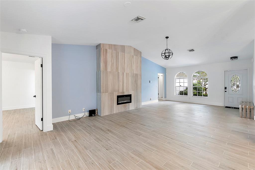 Parkwood V 140-6 B - Residential