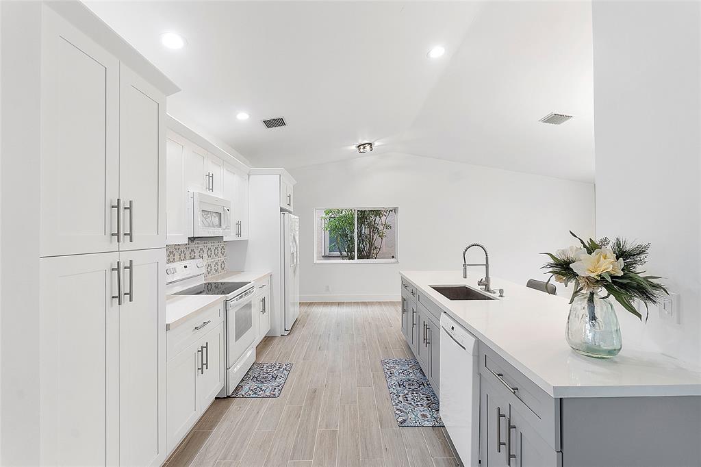 Parkwood V 140-6 B - Residential