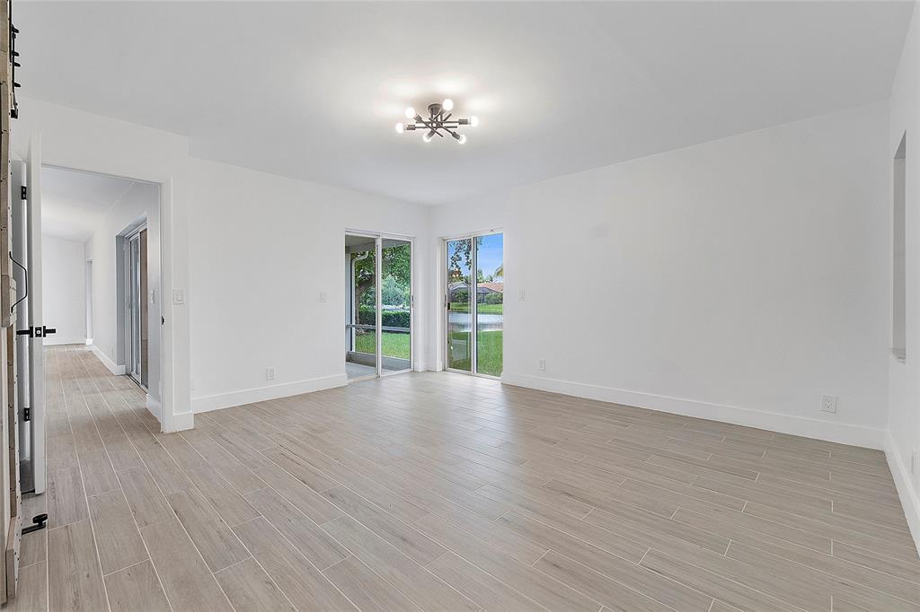 Parkwood V 140-6 B - Residential