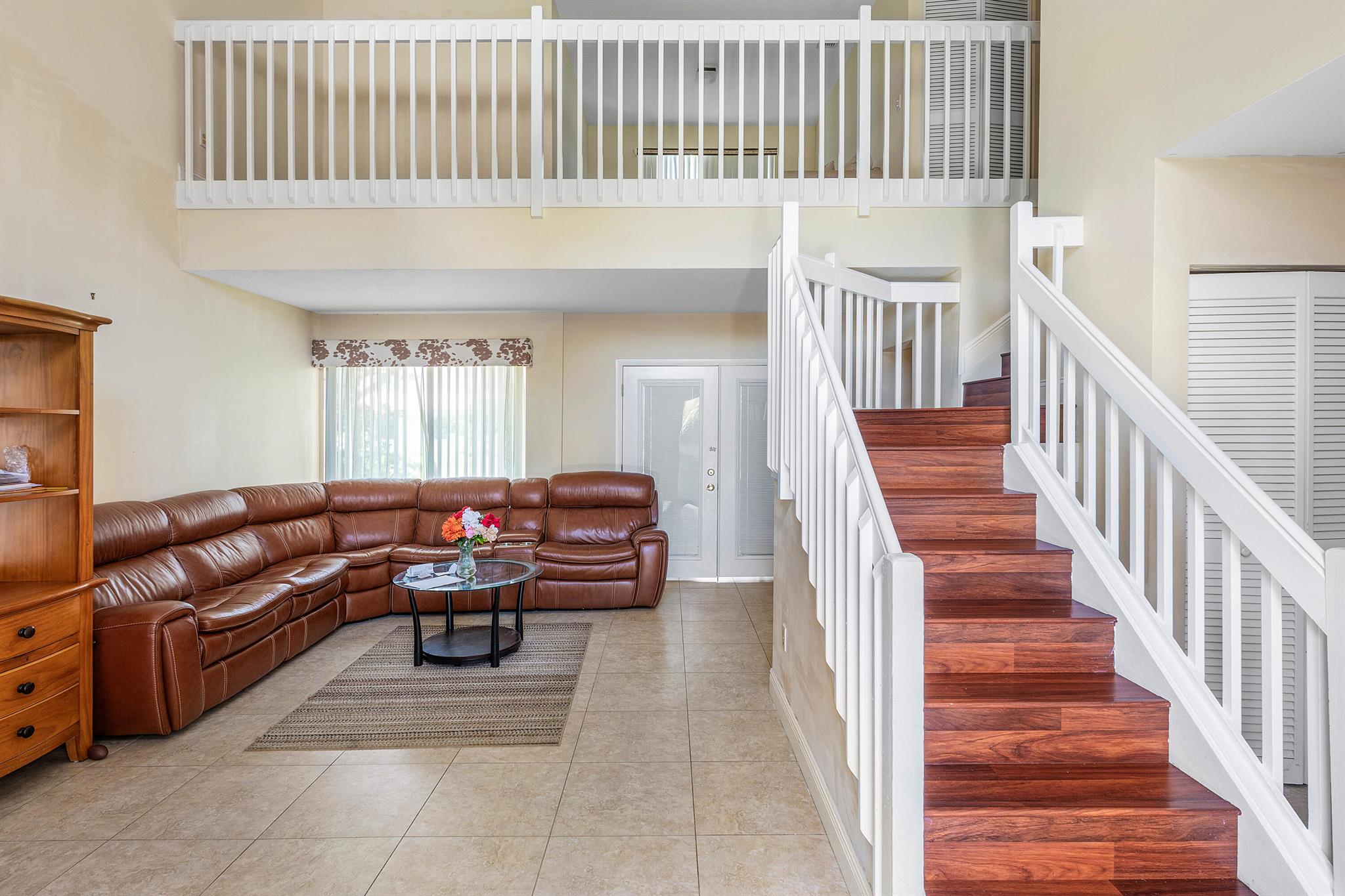 6815 Farragut Lane