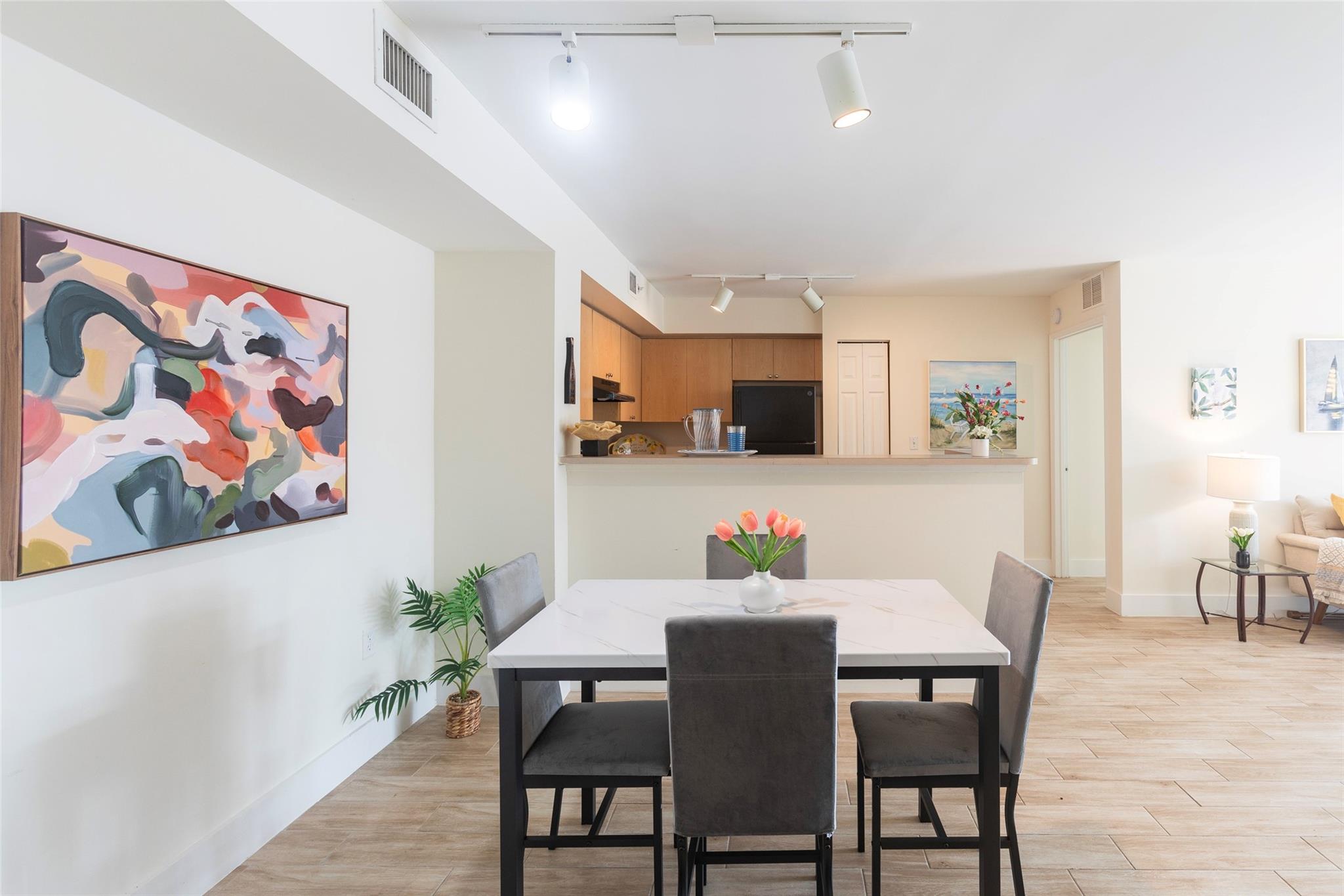 VVCC - Residential Lease