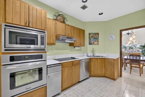 Tiny photo for 3208 SE 12TH Street #301, Pompano Beach, FL 33062 (MLS # B26086655)