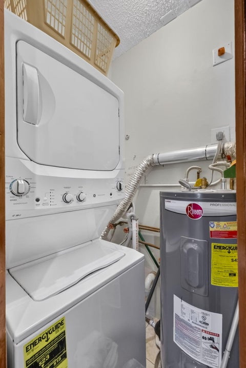 Tiny photo for 3208 SE 12TH Street #301, Pompano Beach, FL 33062 (MLS # B26086655)