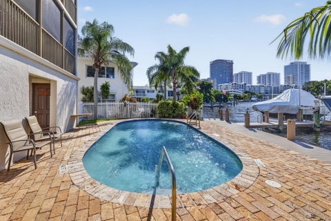 Tiny photo for 3208 SE 12TH Street #301, Pompano Beach, FL 33062 (MLS # B26086655)