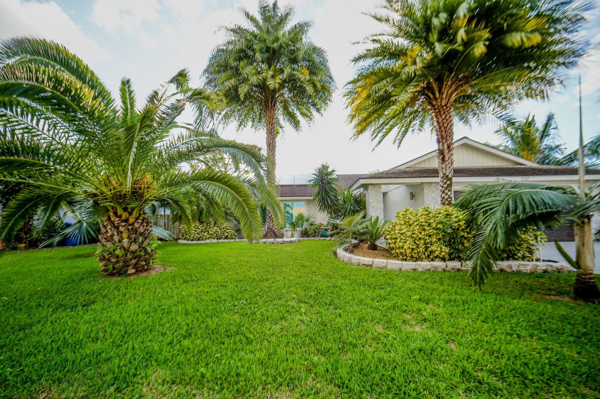 122 Sevilla Ave