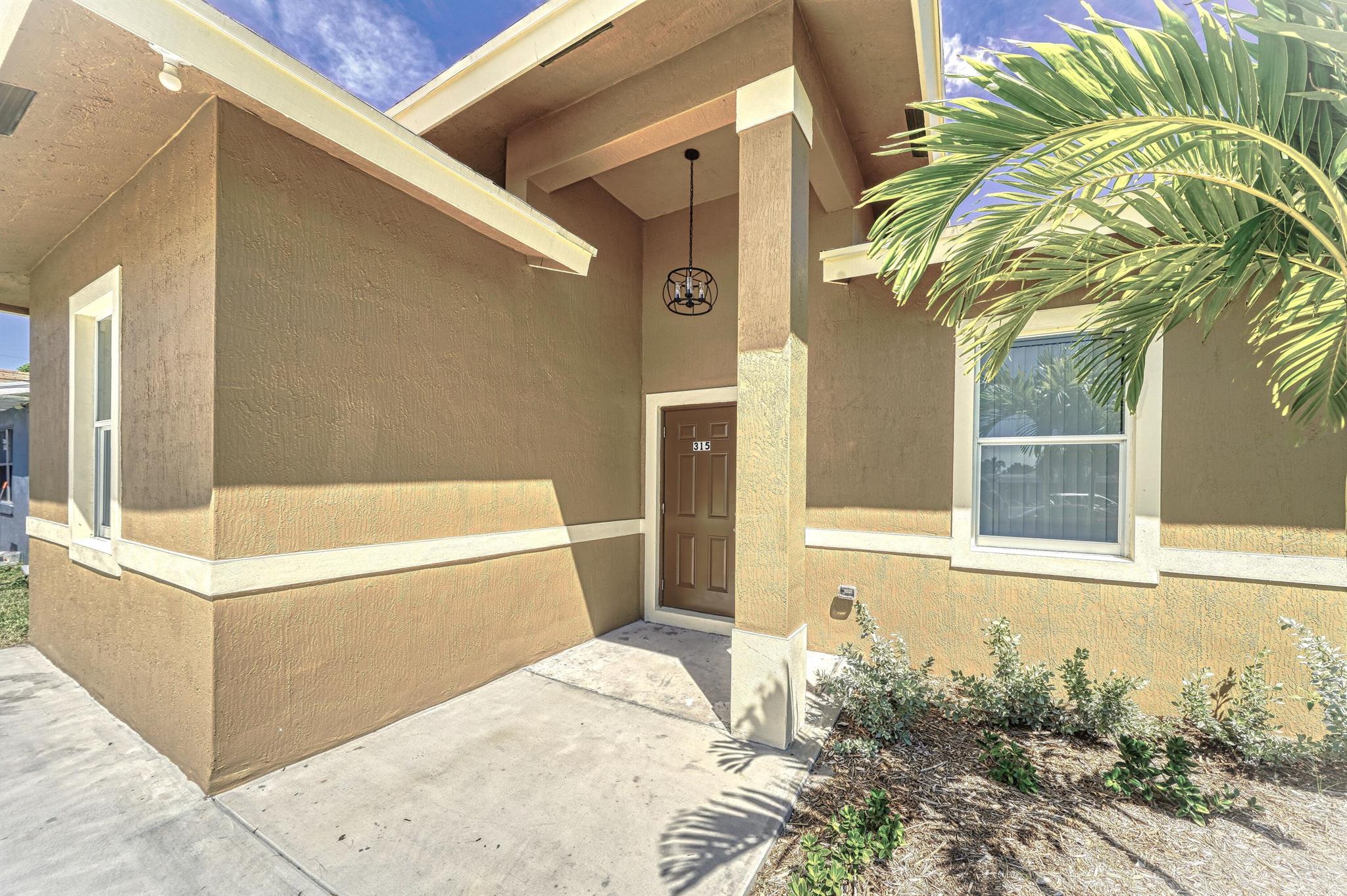 315 NE 13th Avenue