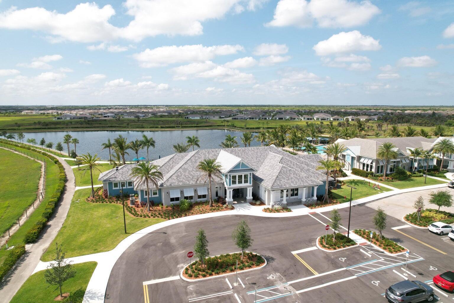 DEL WEBB AT TRADITION PLA - Residential