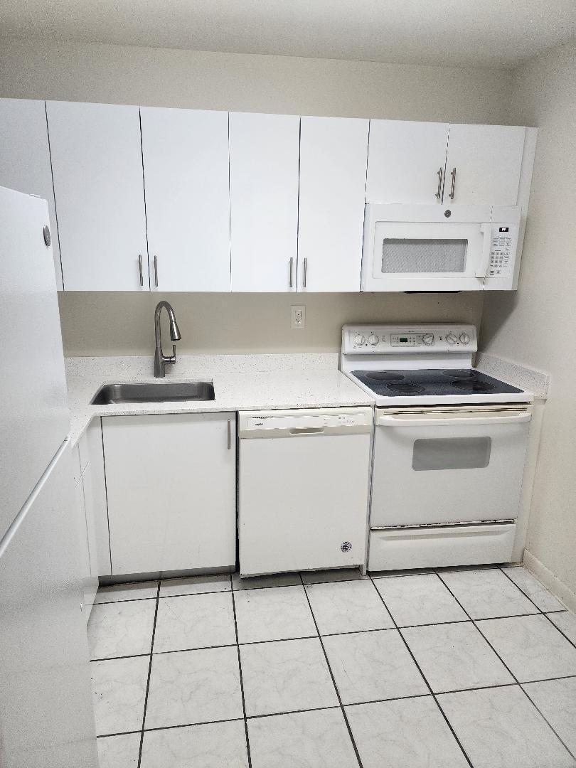 11311 SW 200TH Street SW 214-D