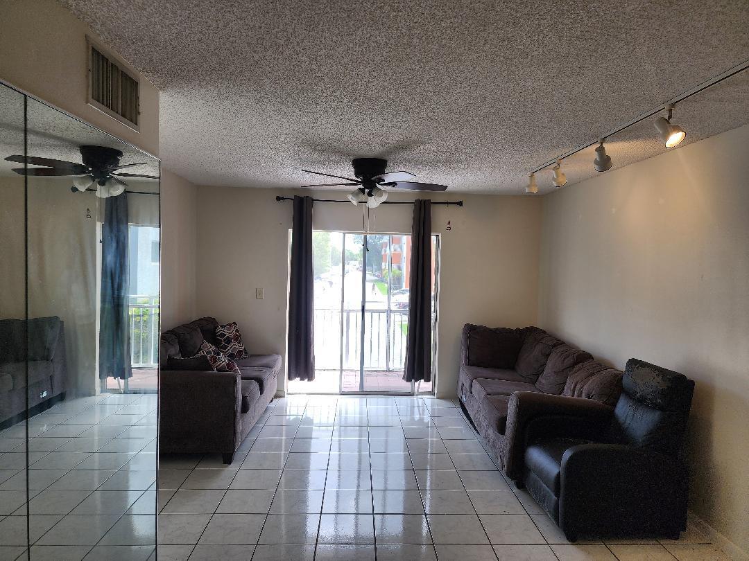 11311 SW 200TH Street SW 214-D
