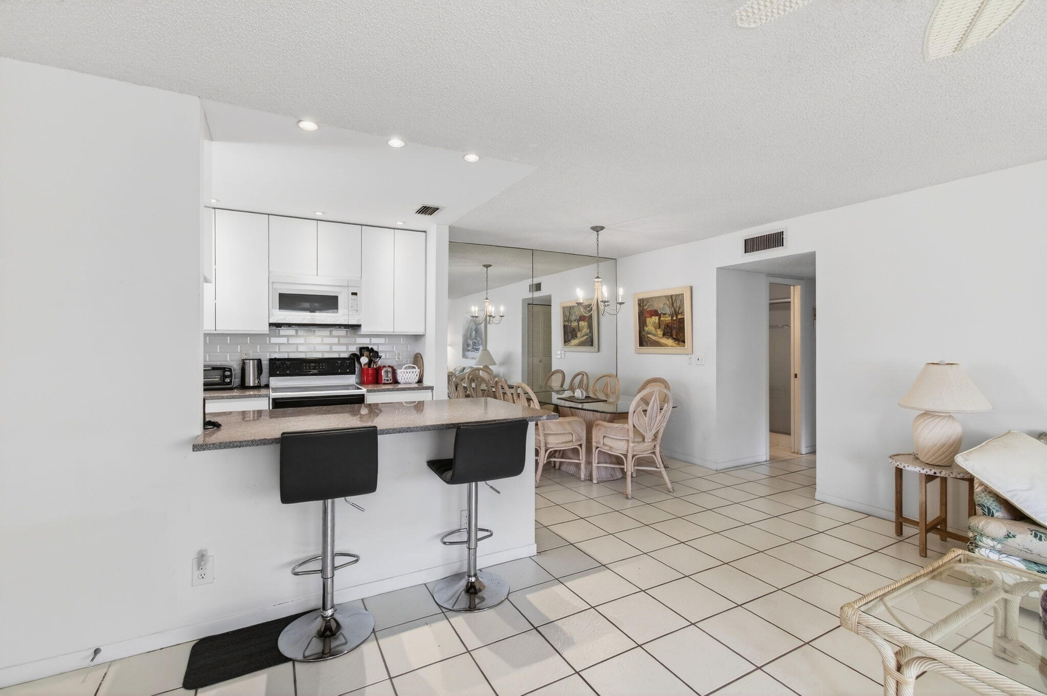 HIGH POINT OF DELRAY SEC 6 CONDO - Residential