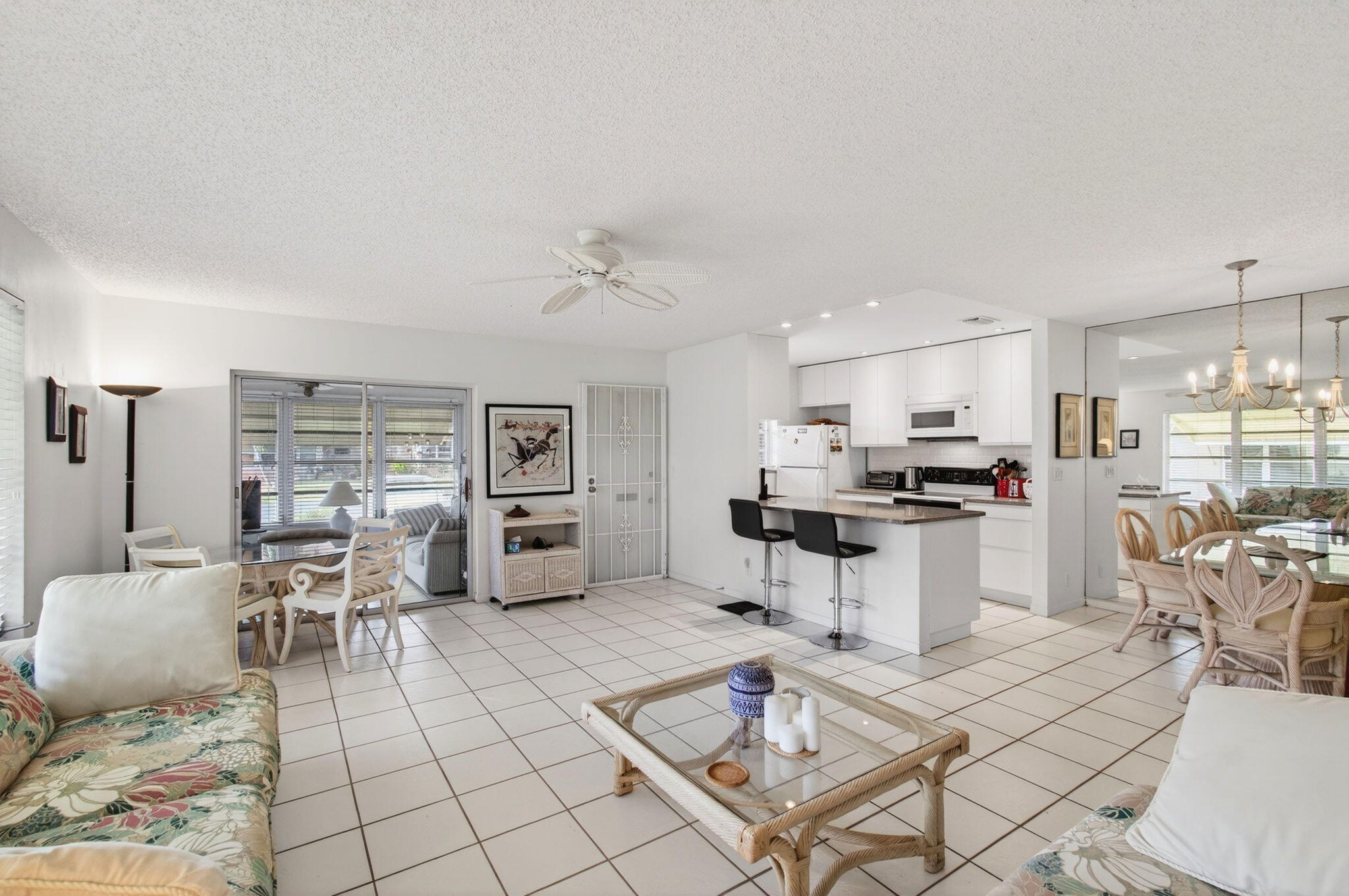 HIGH POINT OF DELRAY SEC 6 CONDO - Residential