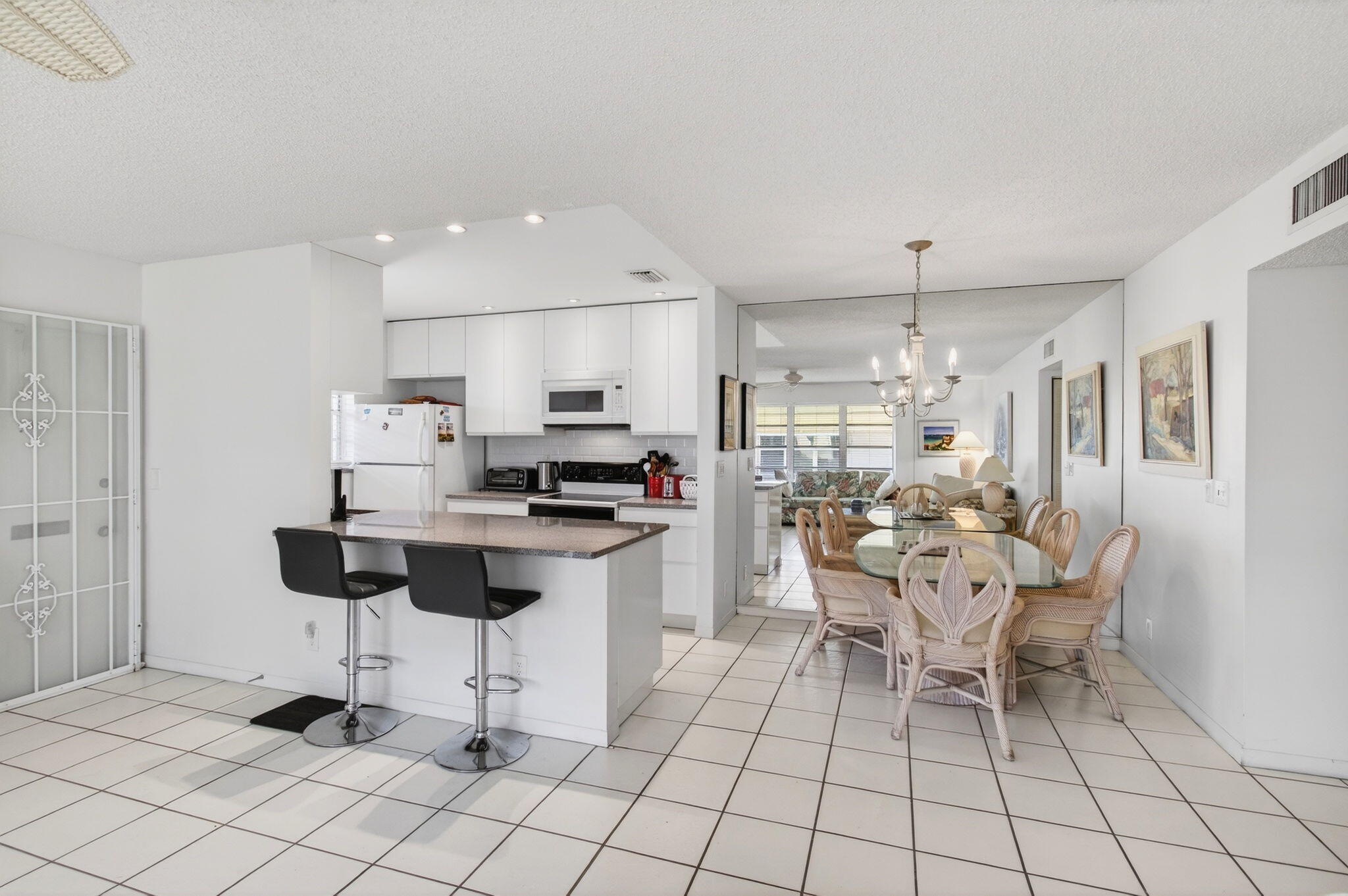 HIGH POINT OF DELRAY SEC 6 CONDO - Residential