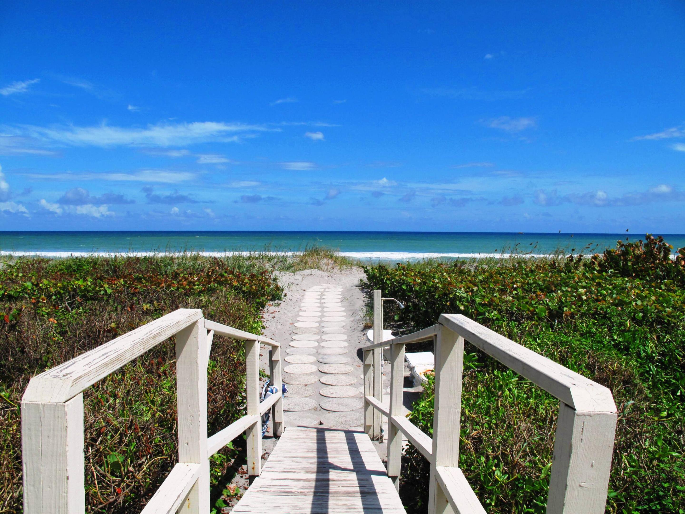 HIGH POINT OF DELRAY SEC 6 CONDO - Residential