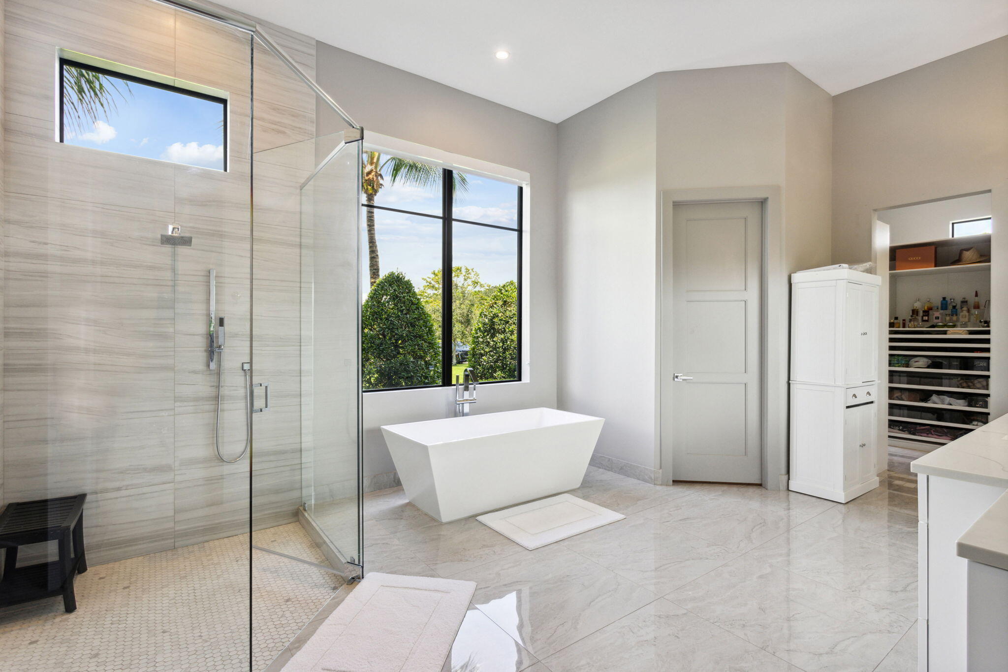 PALM BEACH FARMS CO 3 - Residential