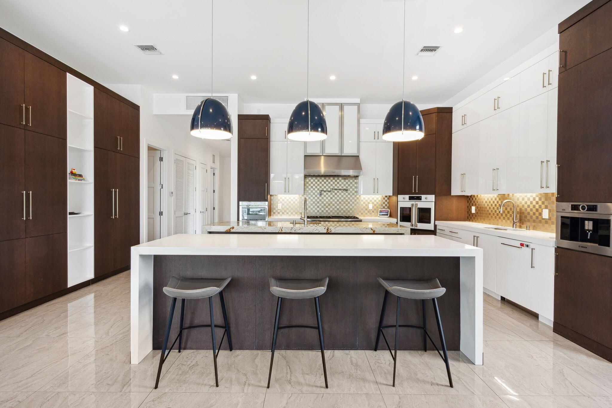 PALM BEACH FARMS CO 3 - Residential